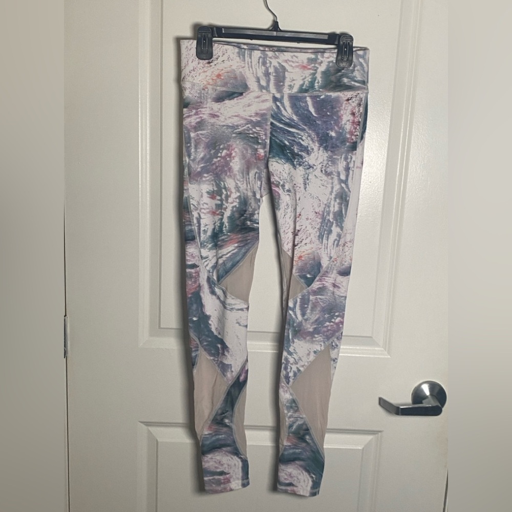 Fabletics Abstract Patterned Leggings